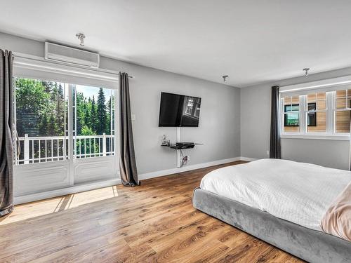 Chambre Ã  coucher principale - 146 Av. De La Rivière, Fossambault-Sur-Le-Lac, QC - Indoor Photo Showing Bedroom