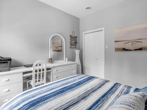 Chambre Ã Â coucher - 146 Av. De La Rivière, Fossambault-Sur-Le-Lac, QC - Indoor Photo Showing Bedroom