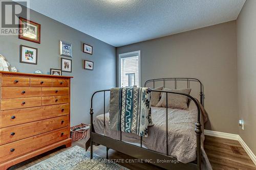 587 Hawthorne Place, Woodstock, ON - Indoor Photo Showing Bedroom