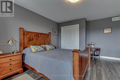 587 Hawthorne Place, Woodstock, ON - Indoor Photo Showing Bedroom