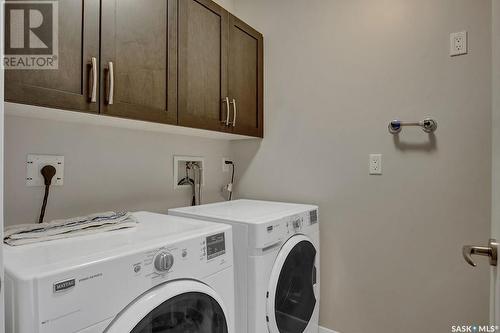 707 2055 Rose Street, Regina, SK - Indoor Photo Showing Laundry Room