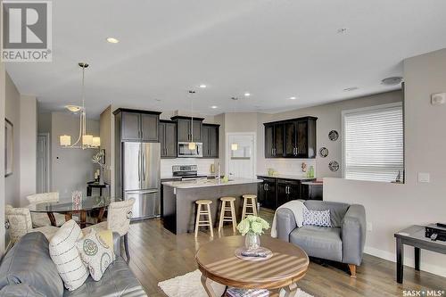 707 2055 Rose Street, Regina, SK - Indoor Photo Showing Living Room