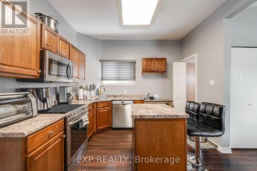 616 Hamilton Road, London, ON - Indoor Photo Showing Kitchen