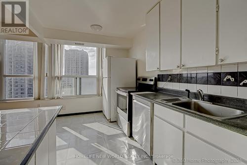 1104 - 2365 Kennedy Road E, Toronto, ON - Indoor Photo Showing Kitchen With Double Sink