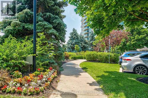 Ph 06 - 2545 Erin Centre Boulevard, Mississauga, ON - Outdoor