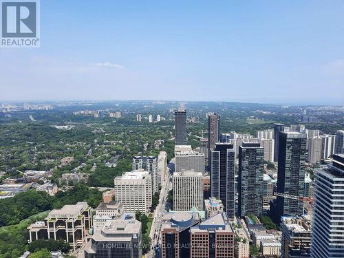 6902 - 1 Bloor Street E, Toronto (Church-Yonge Corridor), ON - Outdoor With View