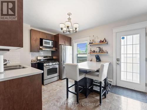 1178 Gerrard Street E, Toronto, ON - Indoor Photo Showing Kitchen With Double Sink