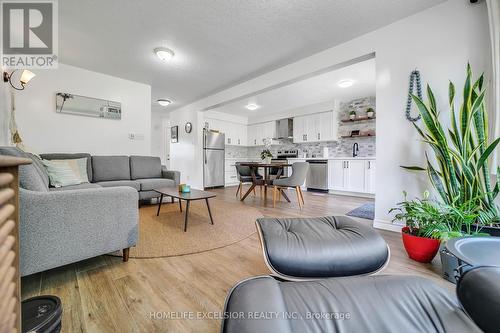 129 Windflower Drive, Kitchener, ON - Indoor Photo Showing Living Room