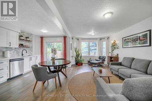 129 Windflower Drive, Kitchener, ON - Indoor Photo Showing Other Room