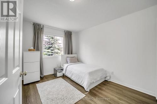 129 Windflower Drive, Kitchener, ON - Indoor Photo Showing Bedroom