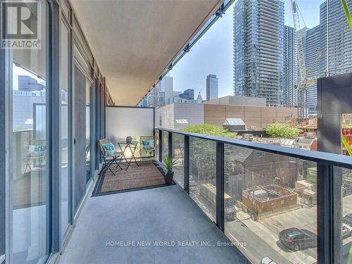 602 - 330 Richmond Street W, Toronto, ON - Outdoor With Balcony With Exterior