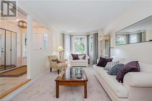 309 Stephanie Drive, Guelph, ON - Indoor Photo Showing Living Room