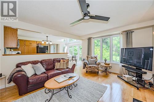 309 Stephanie Drive, Guelph, ON - Indoor Photo Showing Living Room