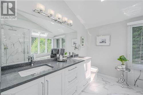 309 Stephanie Drive, Guelph, ON - Indoor Photo Showing Bathroom