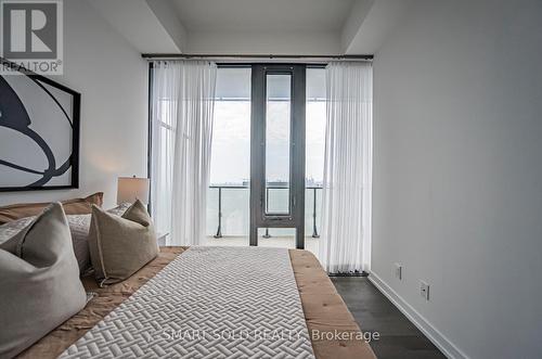 3410 - 185 Roehampton Avenue, Toronto, ON - Indoor Photo Showing Bedroom