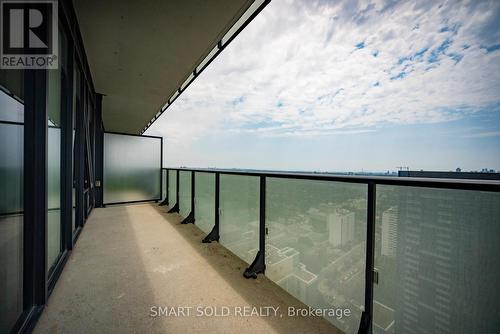 3410 - 185 Roehampton Avenue, Toronto, ON - Outdoor With View