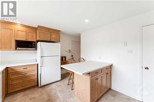 89 Beaver Ridge, Ottawa, ON - Indoor Photo Showing Kitchen