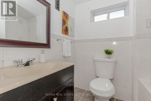 3801 Arbourview Terrace, Mississauga, ON - Indoor Photo Showing Bathroom