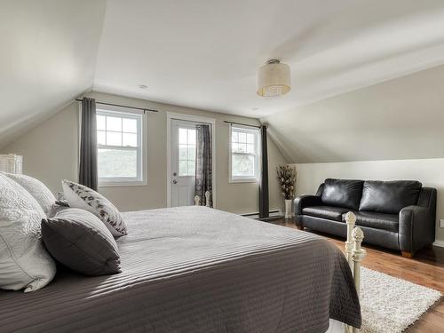 Chambre Ã  coucher principale - 5659 Ch. Brassard, Saint-Zénon, QC - Indoor Photo Showing Bedroom