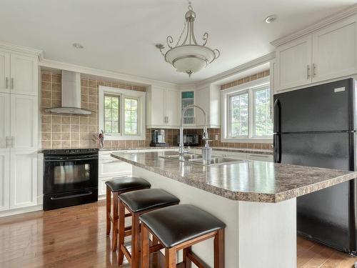 Kitchen - 5659 Ch. Brassard, Saint-Zénon, QC - Indoor Photo Showing Kitchen With Double Sink