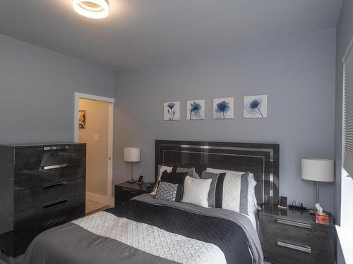 Unit 301 - 253 Pioneer Drive, Thunder Bay, ON - Indoor Photo Showing Bedroom