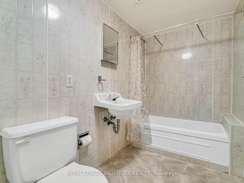 38 Chopin Ave, Toronto, ON - Indoor Photo Showing Bathroom