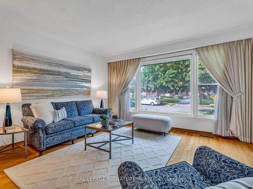 38 Chopin Ave, Toronto, ON - Indoor Photo Showing Living Room