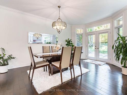 37 Heron Blvd, Springwater, ON - Indoor Photo Showing Dining Room