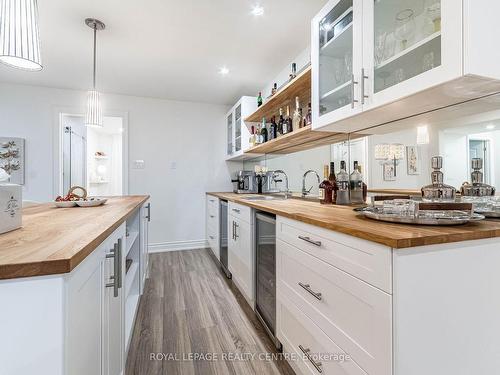 37 Heron Blvd, Springwater, ON - Indoor Photo Showing Kitchen