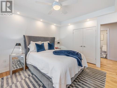 204 - 2121 Lakeshore Road, Burlington, ON - Indoor Photo Showing Bedroom