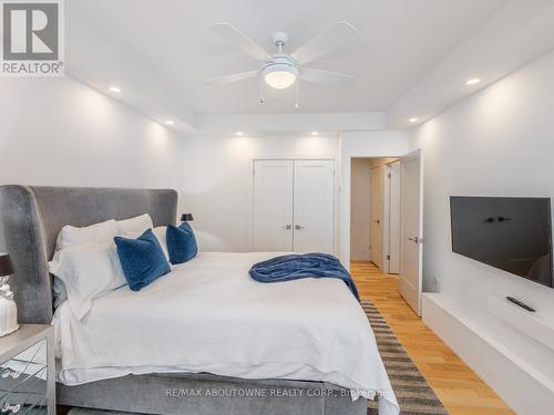 204 - 2121 Lakeshore Road, Burlington, ON - Indoor Photo Showing Bedroom