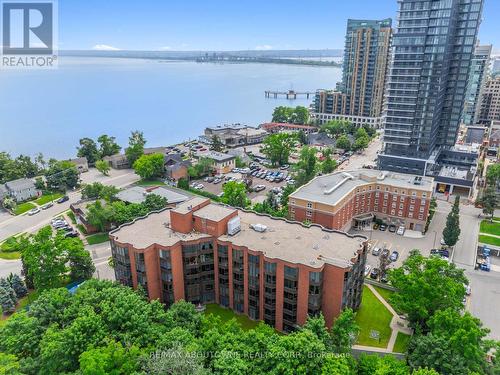 204 - 2121 Lakeshore Road, Burlington, ON - Outdoor With Body Of Water With View