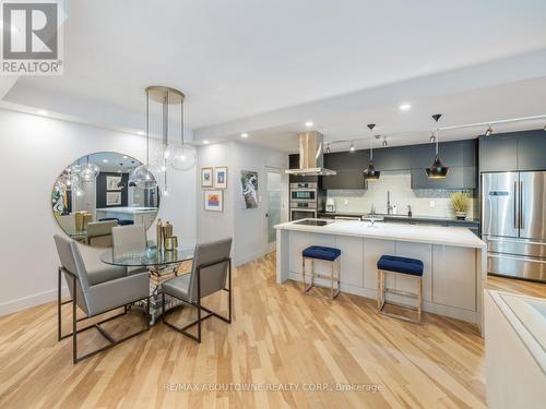 204 - 2121 Lakeshore Road, Burlington, ON - Indoor Photo Showing Kitchen With Upgraded Kitchen