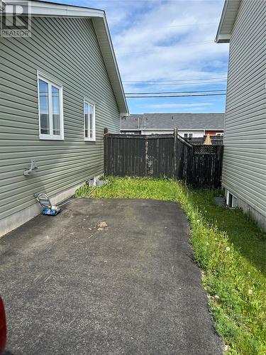 1 Sprucedale Drive, St. John'S, NL - Outdoor