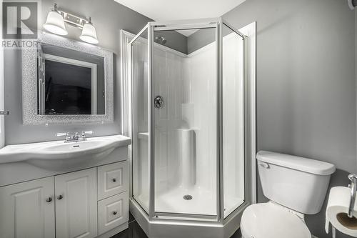 1 Sprucedale Drive, St. John'S, NL - Indoor Photo Showing Bathroom