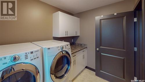 4647 Ellard Court, Regina, SK - Indoor Photo Showing Laundry Room