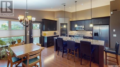 4647 Ellard Court, Regina, SK - Indoor Photo Showing Kitchen With Stainless Steel Kitchen With Upgraded Kitchen