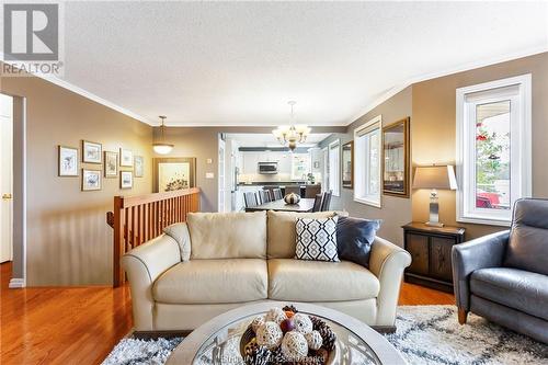 5286 Pine Hill Road, Sudbury, ON - Indoor Photo Showing Kitchen