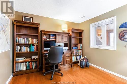 5286 Pine Hill Road, Sudbury, ON - Indoor Photo Showing Bedroom