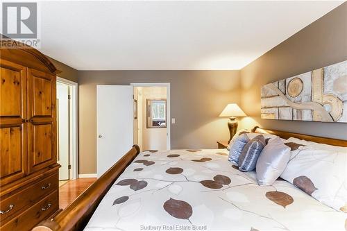 5286 Pine Hill Road, Sudbury, ON - Indoor Photo Showing Bedroom