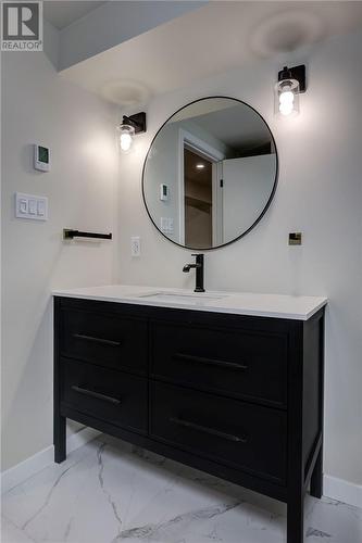 142 Cranbrook, Sudbury, ON - Indoor Photo Showing Bathroom