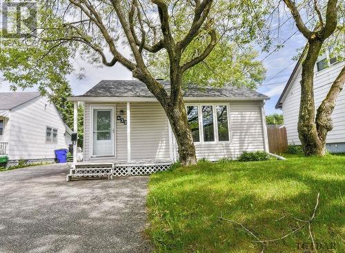 422 Maclean Dr, Timmins, ON - Outdoor