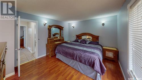 35 Meadow Road, White City, SK - Indoor Photo Showing Bedroom