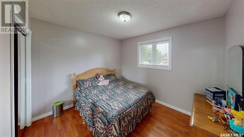 35 Meadow Road, White City, SK - Indoor Photo Showing Bedroom