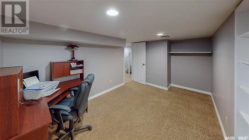 35 Meadow Road, White City, SK - Indoor Photo Showing Office