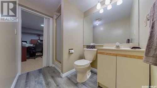 35 Meadow Road, White City, SK - Indoor Photo Showing Bathroom