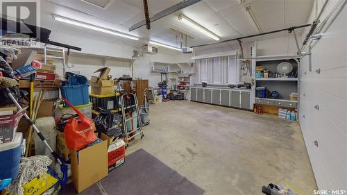 35 Meadow Road, White City, SK - Indoor Photo Showing Garage