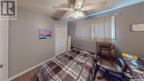 27 42 Spence Street, Regina, SK - Indoor Photo Showing Bedroom