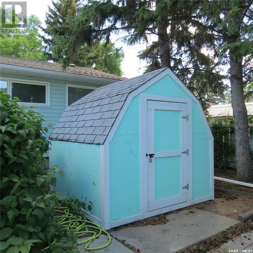 58 Hammond Road, Regina, SK - Outdoor