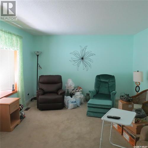 58 Hammond Road, Regina, SK - Indoor Photo Showing Other Room